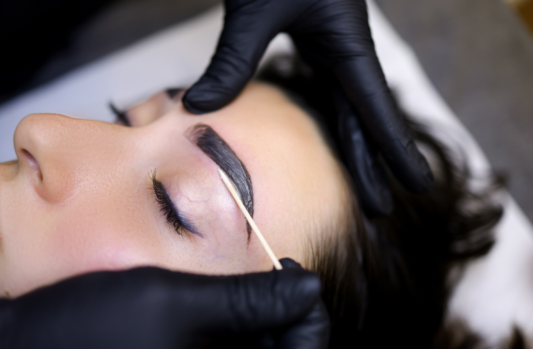 How Long Does Brow Waxing Last